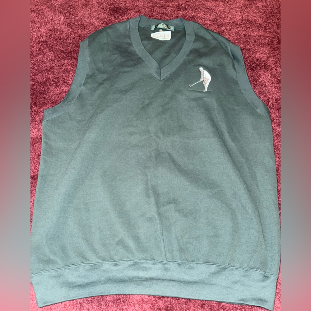 Men's V-Neck Sweater Vest in Charcoal